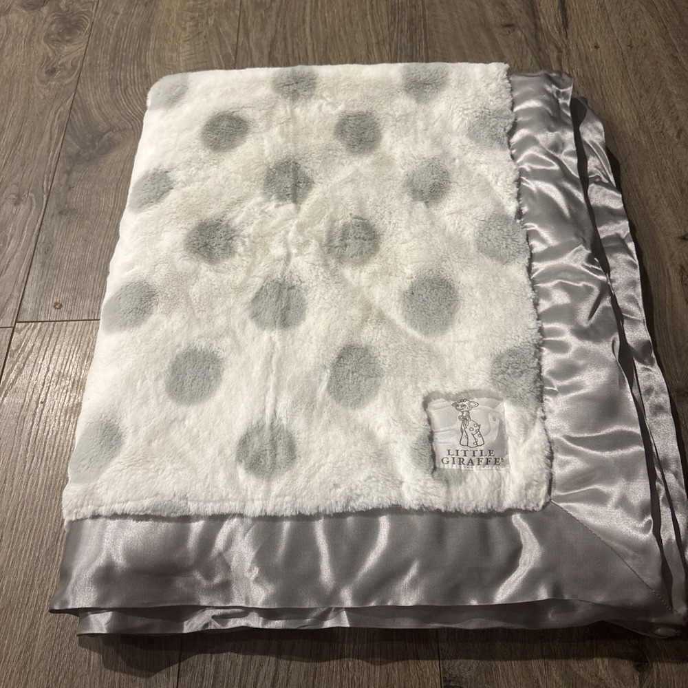 LITTLE GIRAFFE Luxe Polka Dot Baby Blanket White Gray Soft Satin Trim